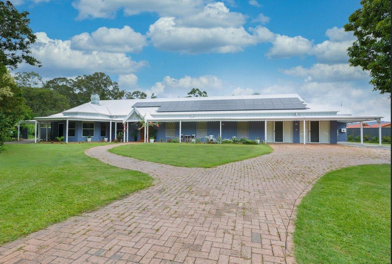 Prop-GPT: House: QLD Helensvale, QLD 4212 Elegant Furnished Acreage Home Offering Ultimate Family Comfort