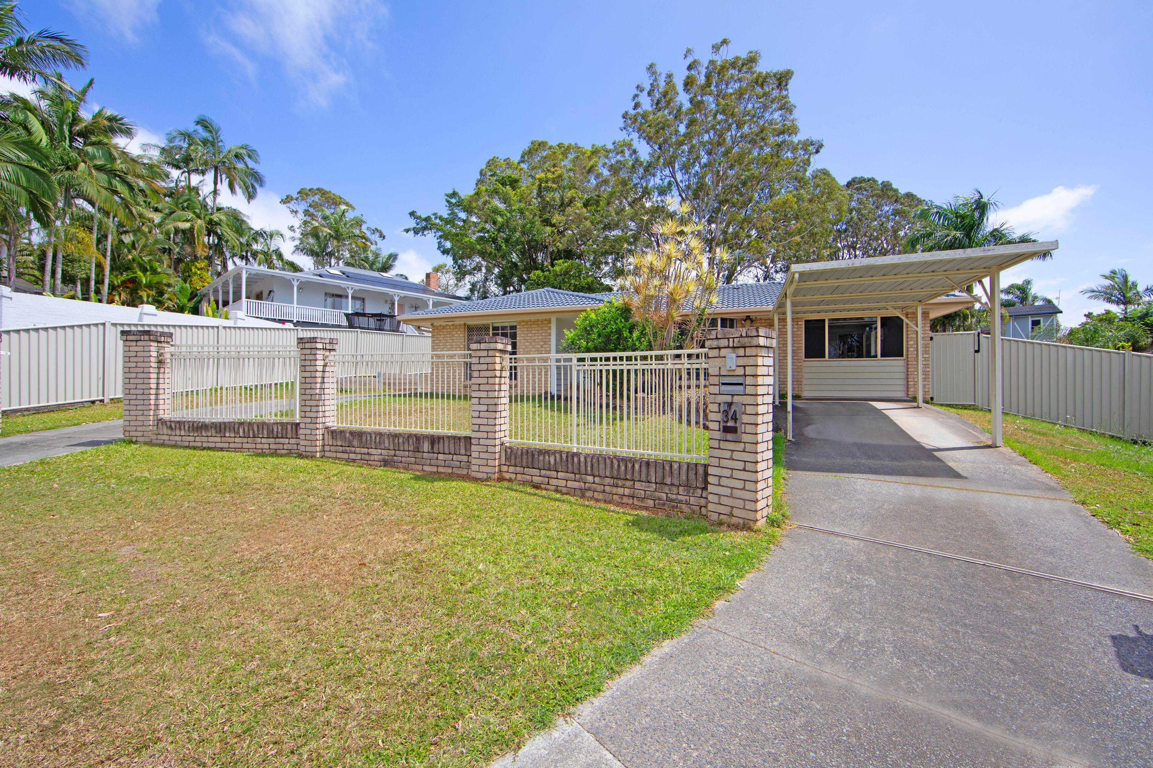 Family Home in Quiet Cul-de-Sac