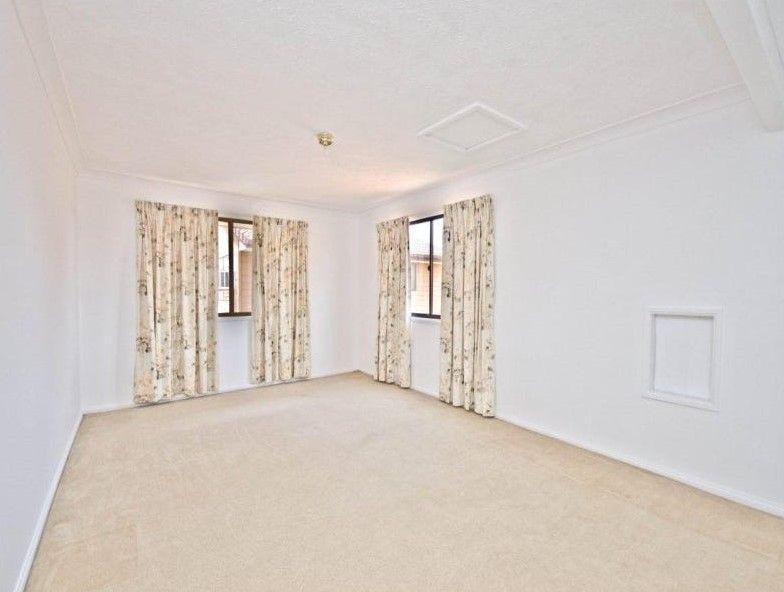 Townhouse Living in the Heart of Mermaid Waters