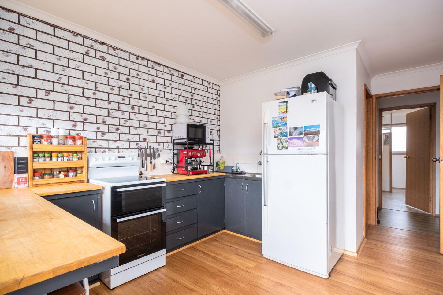 3/33 South Street, BELLERIVE, TAS 7018 - Unit for Rent - harcourts.net: TAS Bellerive, TAS 7018 Property | Prop-GPT the AI-Powered Property Portal