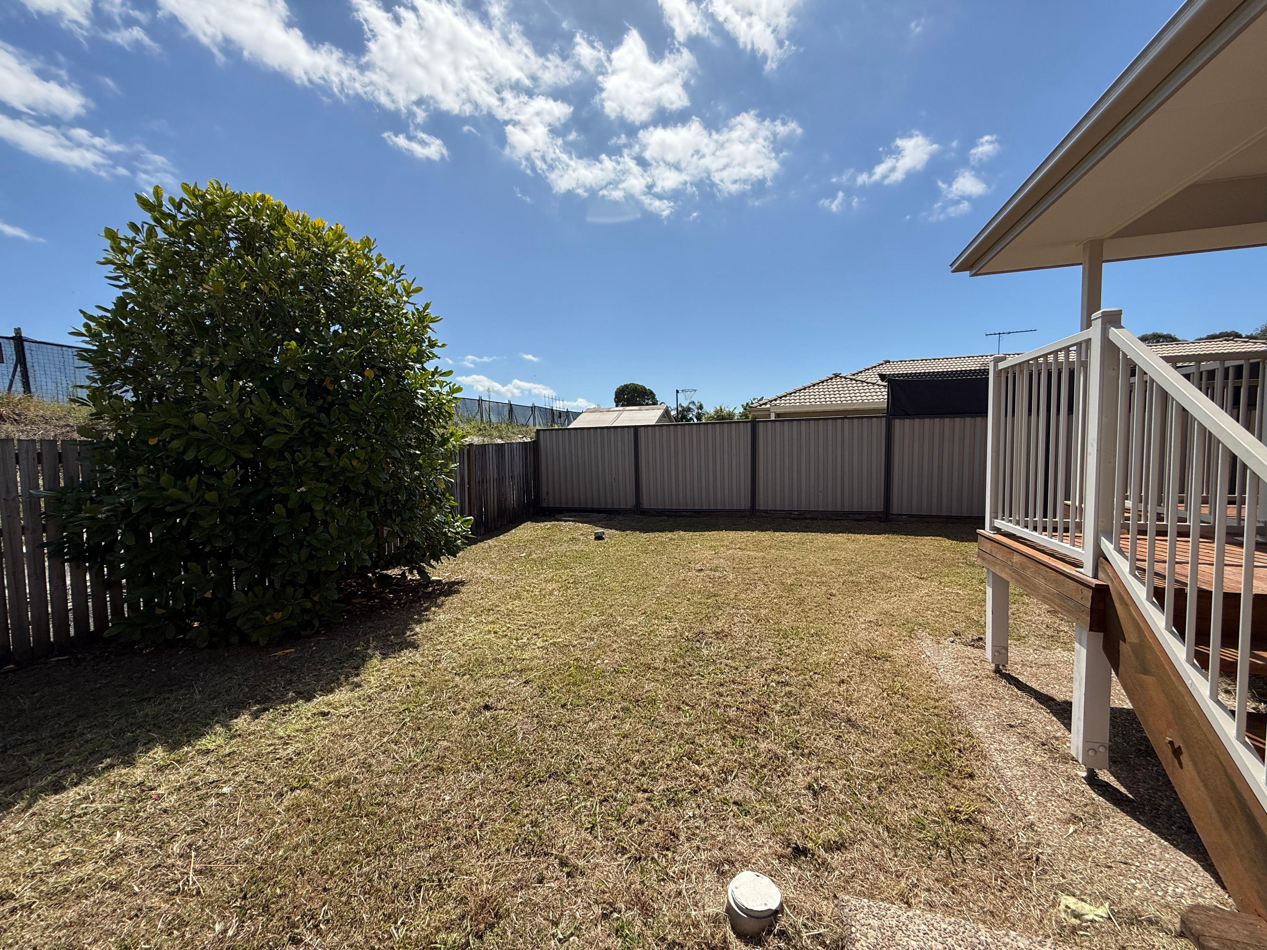 3-Bedroom Family Home with Big Yard in Beachmere