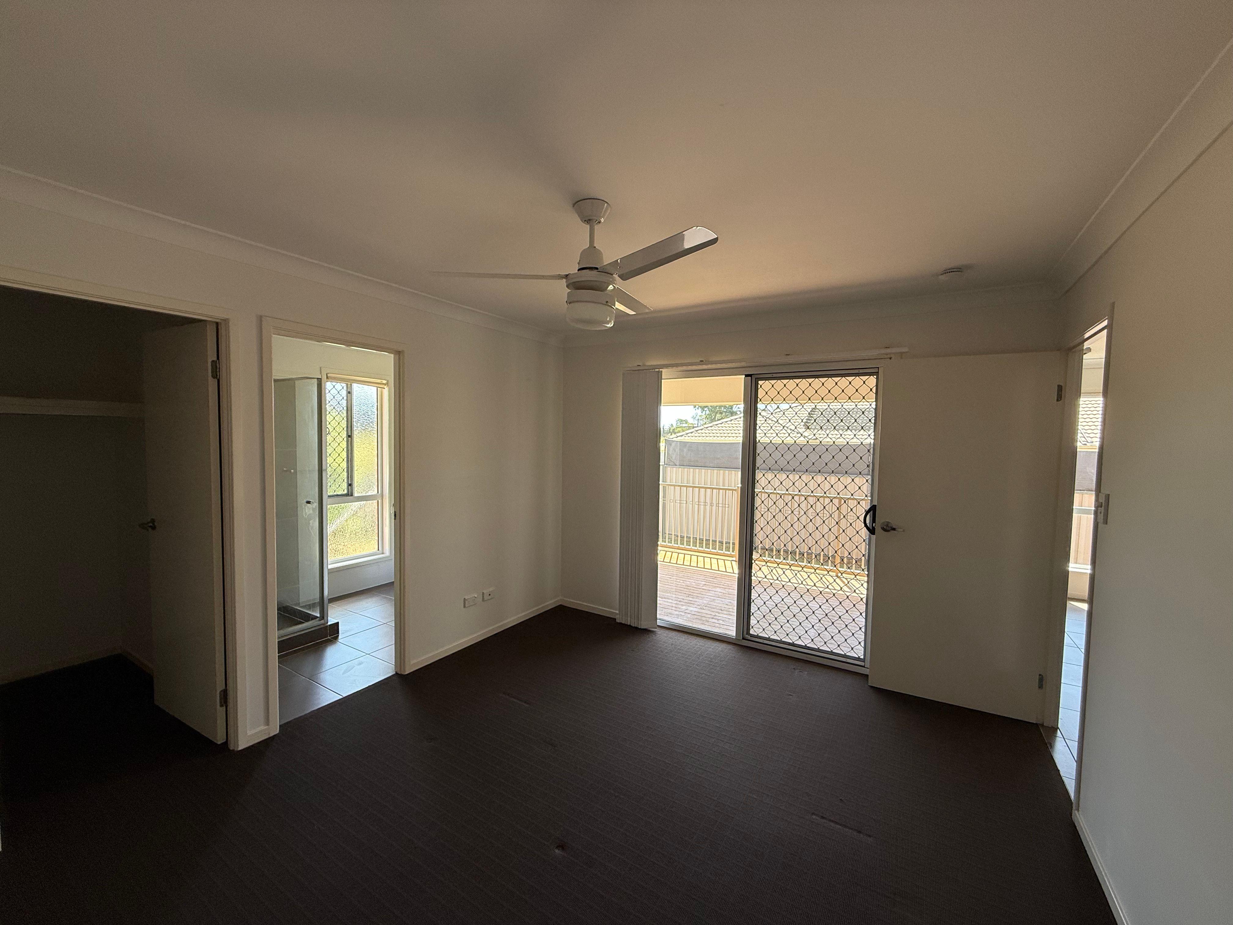 3-Bedroom Family Home with Big Yard in Beachmere