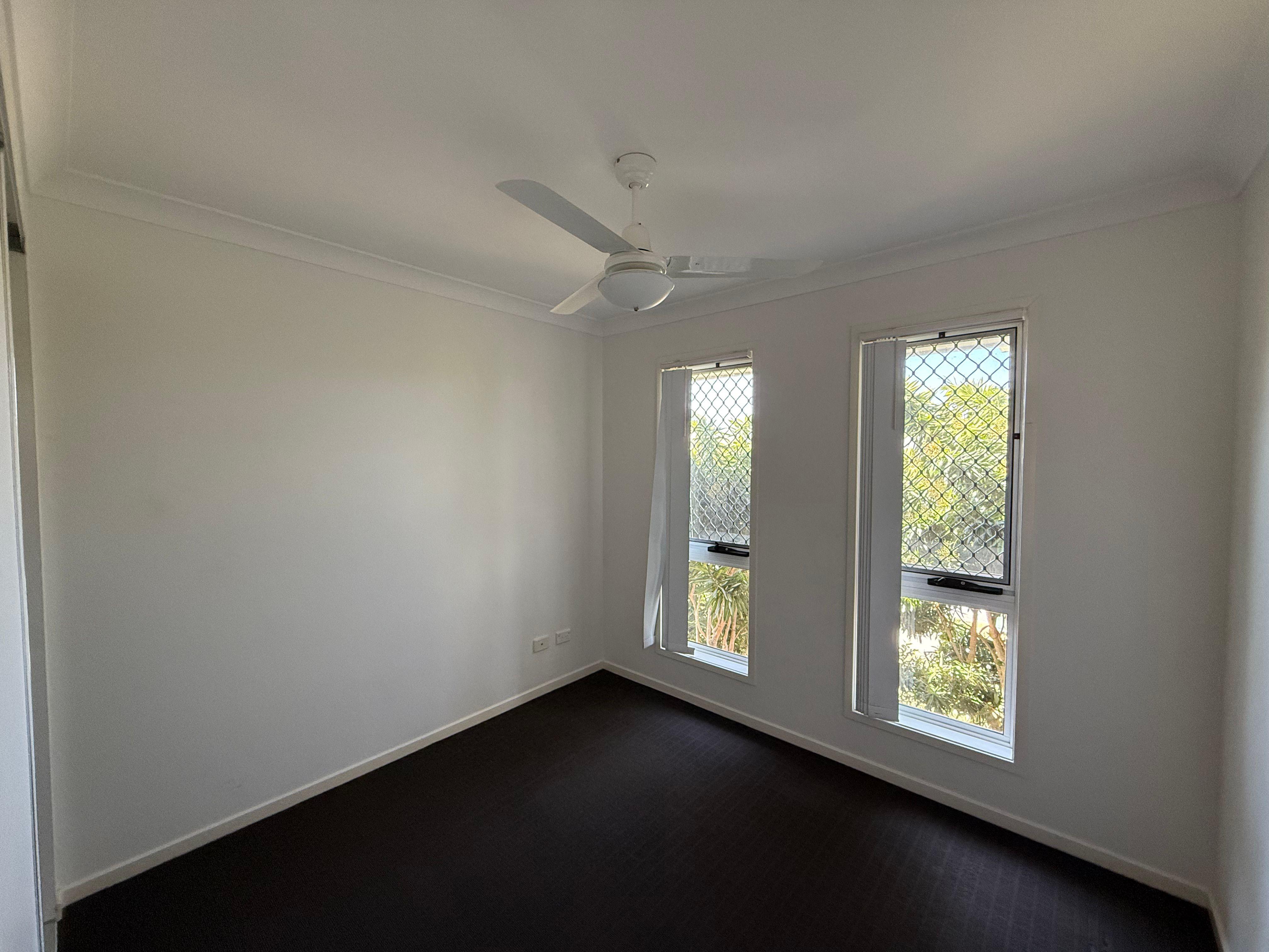 3-Bedroom Family Home with Big Yard in Beachmere