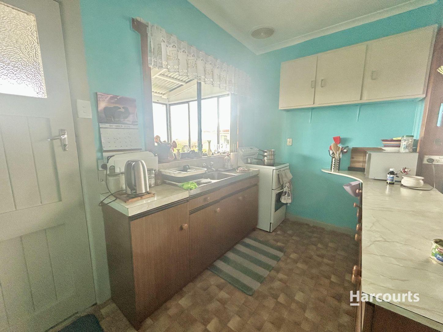 4 Stitz Street, COOEE, TAS 7320 - House for Rent - harcourts.net