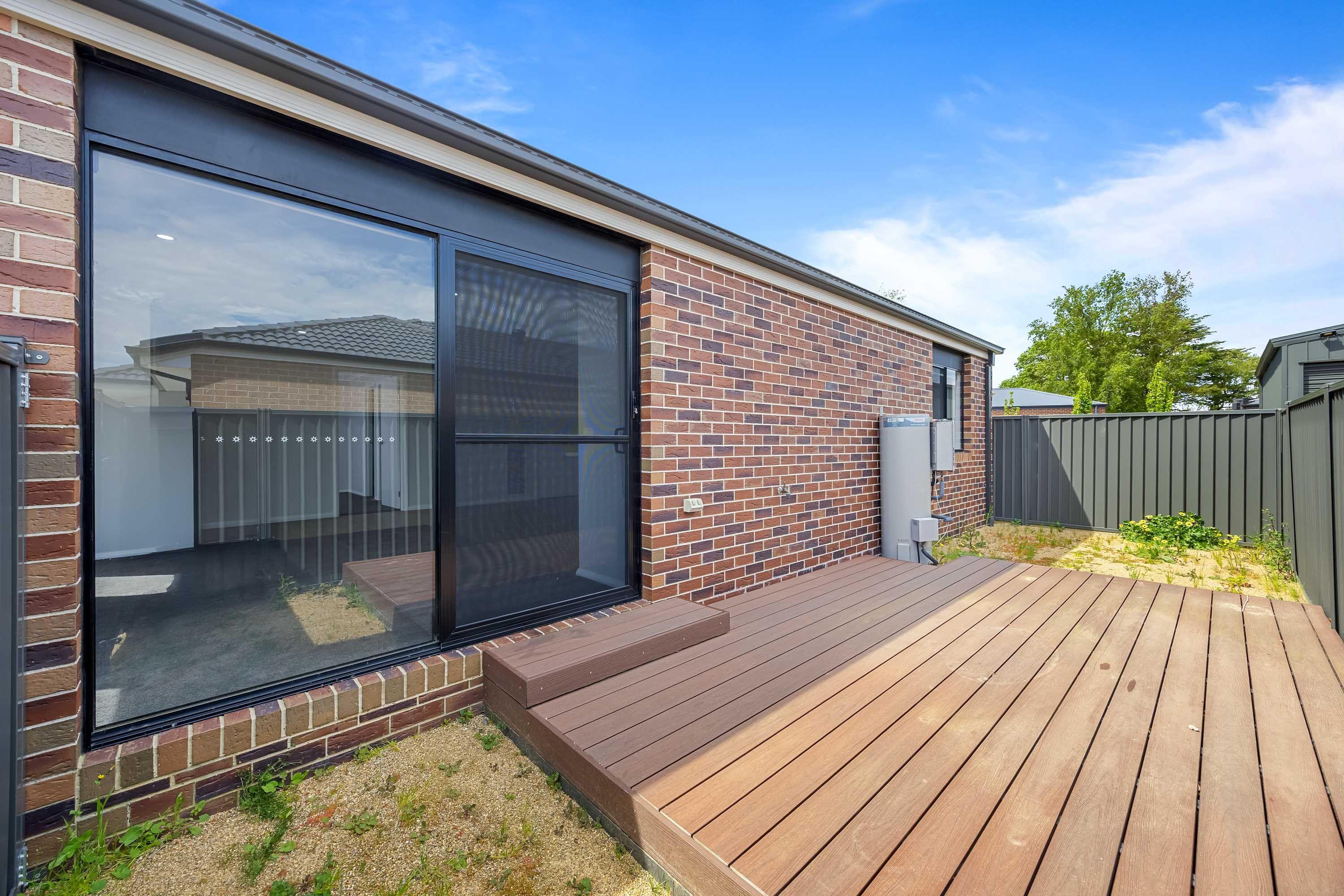 MODERN FAMILY LIVING IN MINERS REST