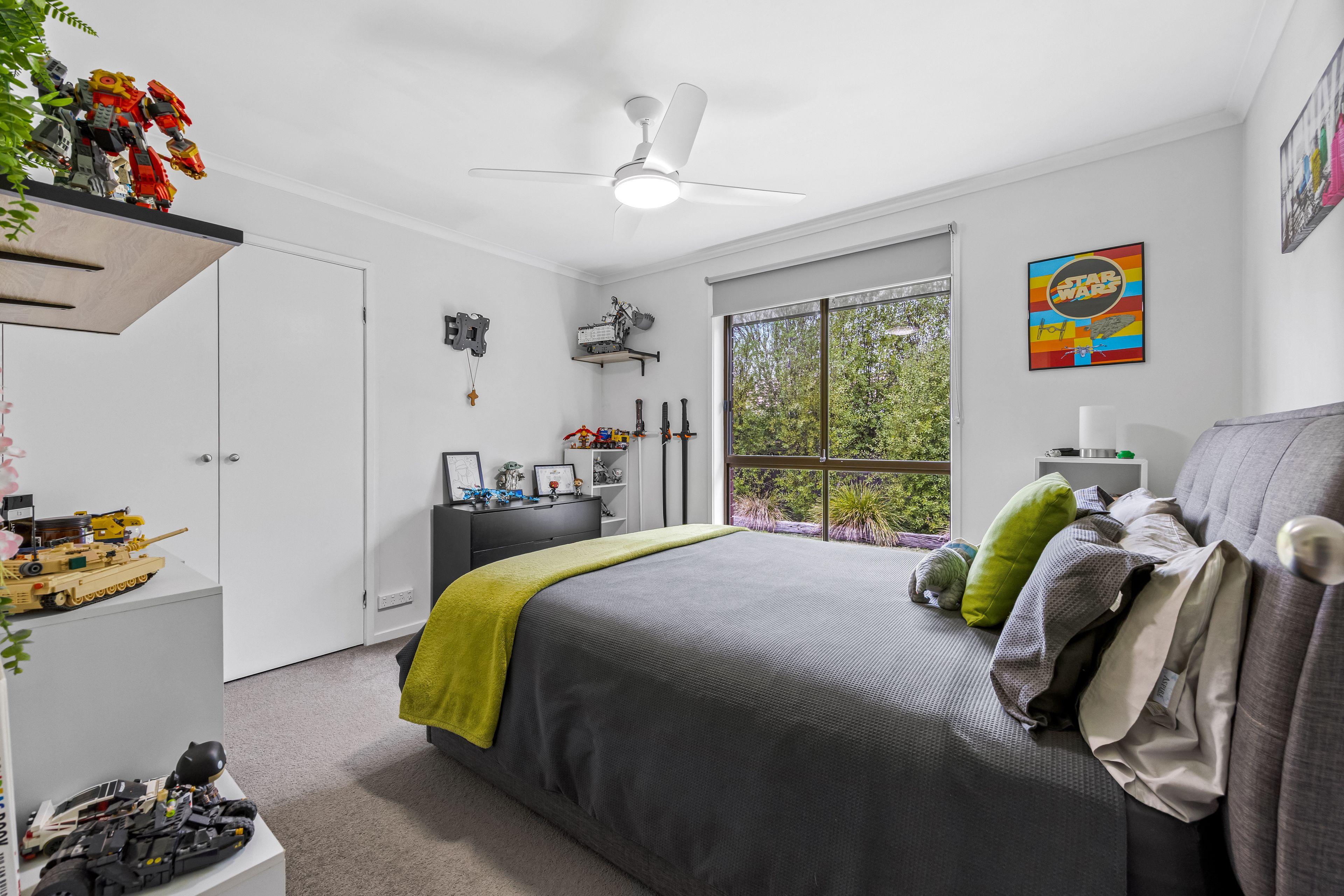 Stylish Family Living with Impressive Shedding and Outdoor Entertaining