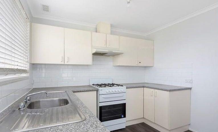 Spacious Family Home in a Peaceful West Albury Location