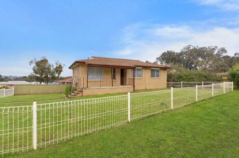 Spacious Family Home in a Peaceful West Albury Location