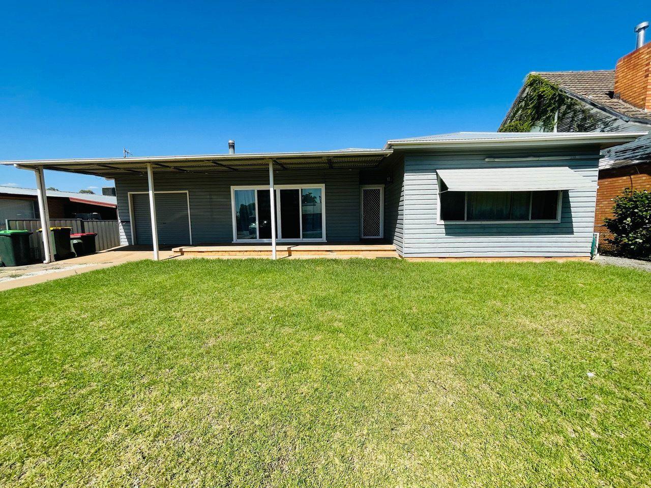 Prop-GPT: House: NSW Condobolin, NSW 2877 10 McGregor Street, Condobolin