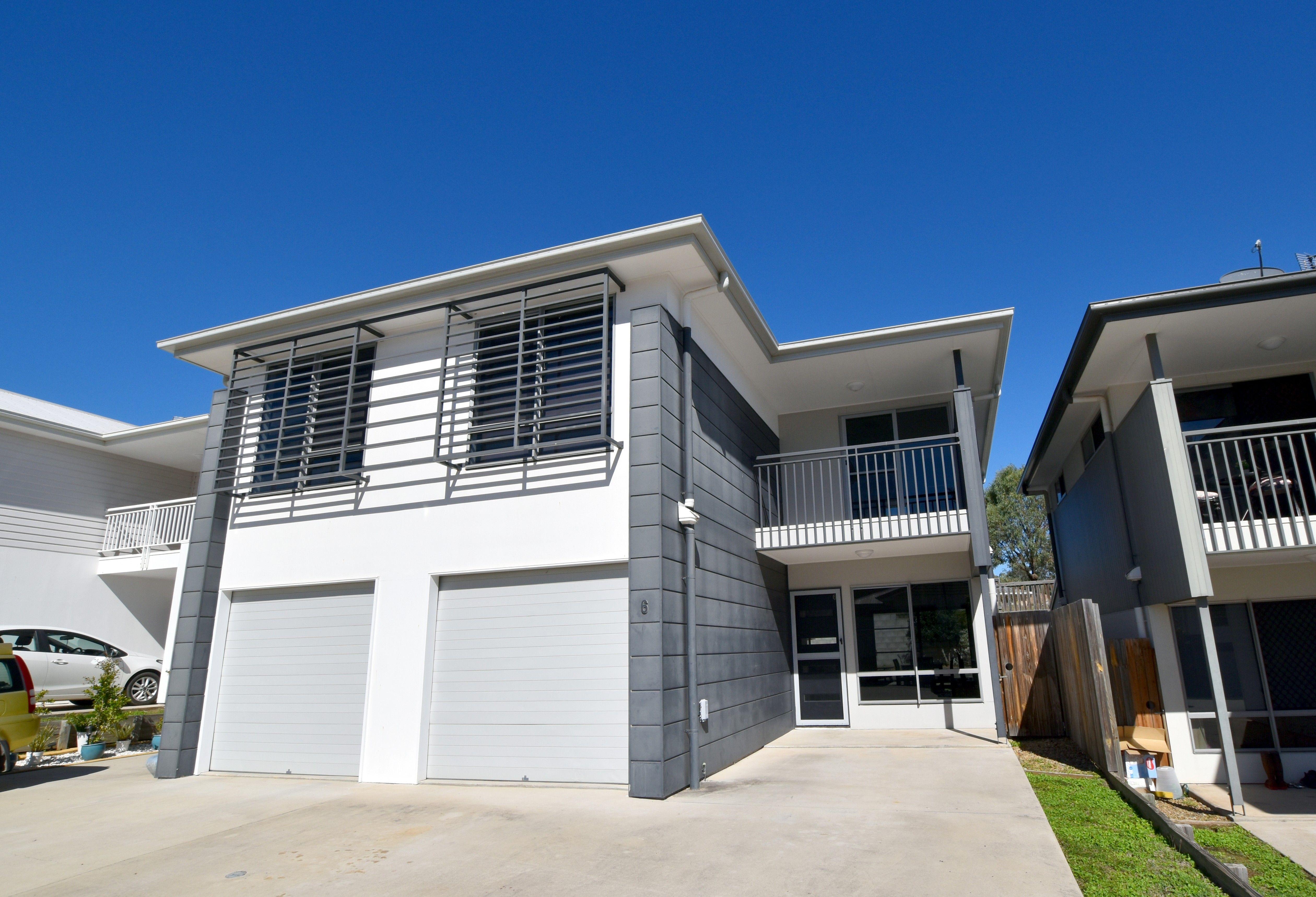 Prop-GPT: Townhouse: QLD Glen Eden, QLD 4680 BREAK LEASE:: UNFURNISHED TOWNHOUSE IN RESORT STYLE COMPLEX… PLUS SWIMMING POOL!
