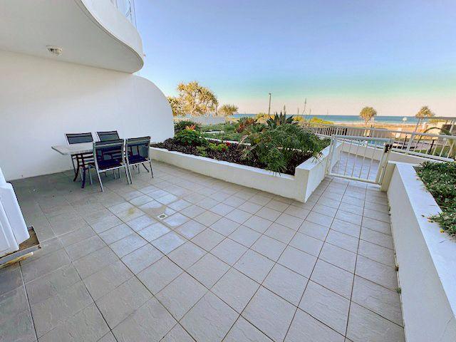 Fully Furnished Ground Floor Beachfront Apartment In Palm Beach!