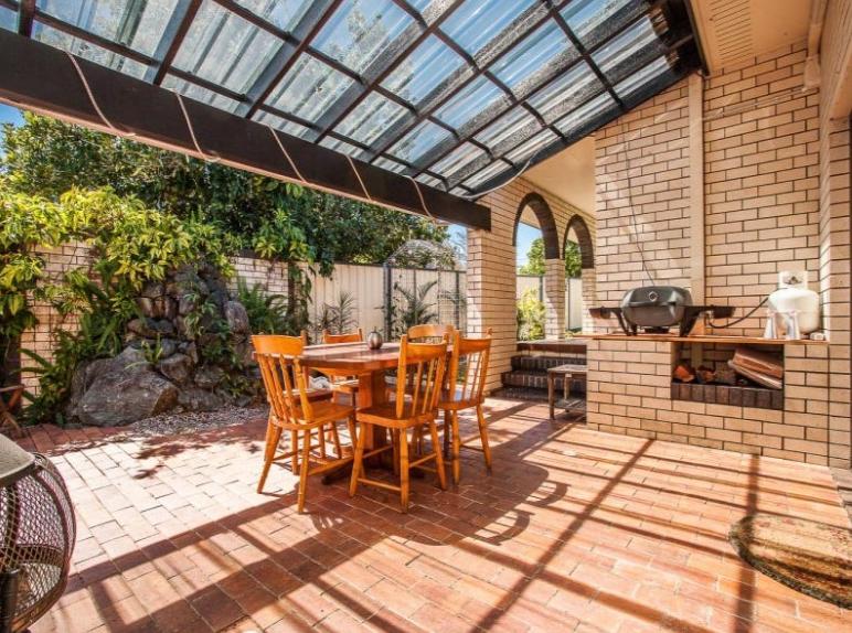 Spacious 4 Bedroom Family Home in the Heart of Redcliffe