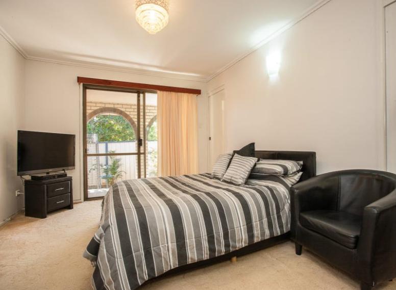 Spacious 4 Bedroom Family Home in the Heart of Redcliffe