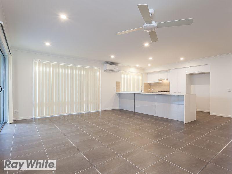 Spacious Home in The Park Vista Estate