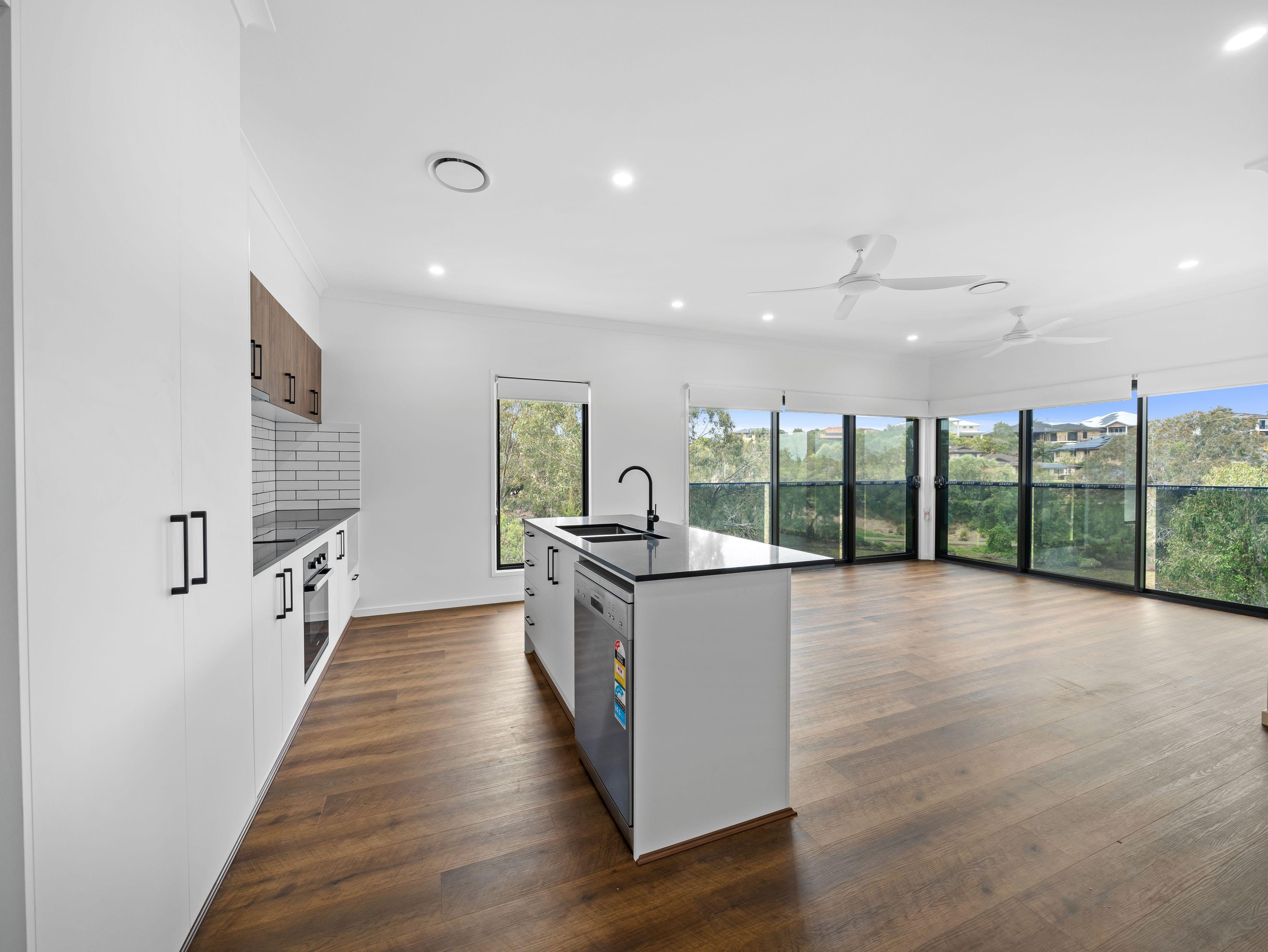 Luxury Lakeside Living - 5-Bedroom Executive Home in Murrumba Downs House | QLD Murrumba Downs, QLD 4503 | Prop-GPT the AI-Powered Property Portal