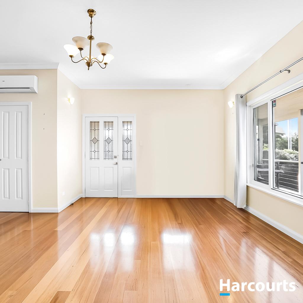 225 Flinders Street, BEAUTY POINT, TAS 7270 - House for Rent - harcourts.net