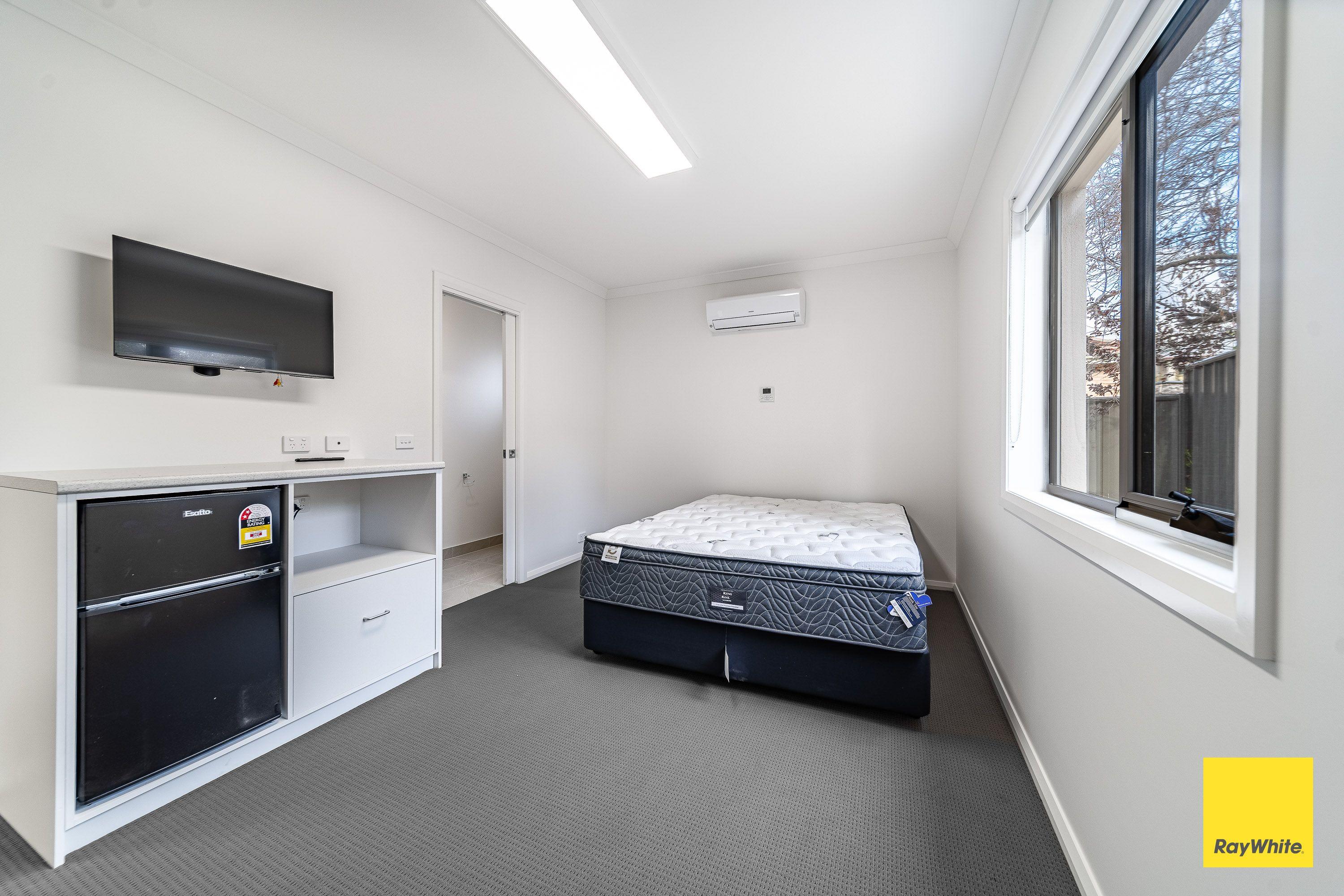 Brand New Shared House for Lease: Perfect for Nurses and Doctors!