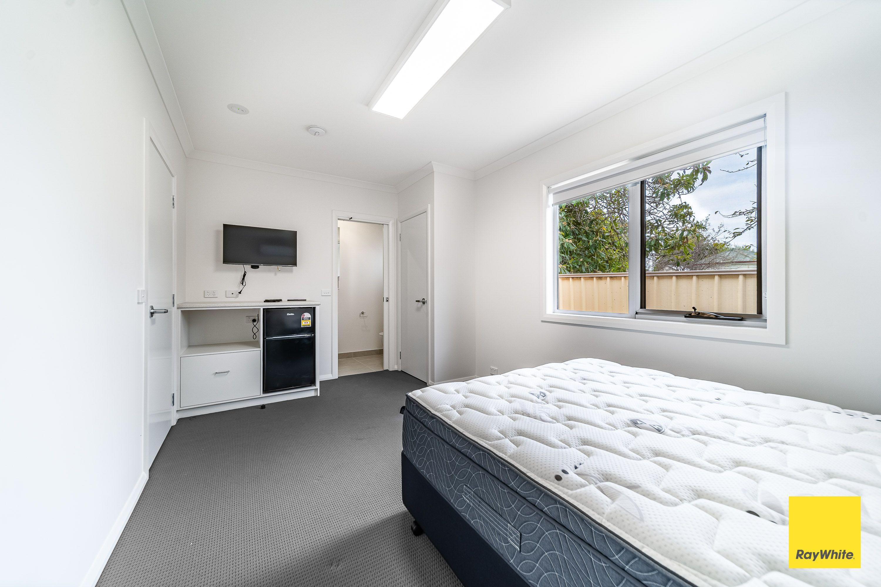 Brand New Shared House for Lease: Perfect for Nurses and Doctors!