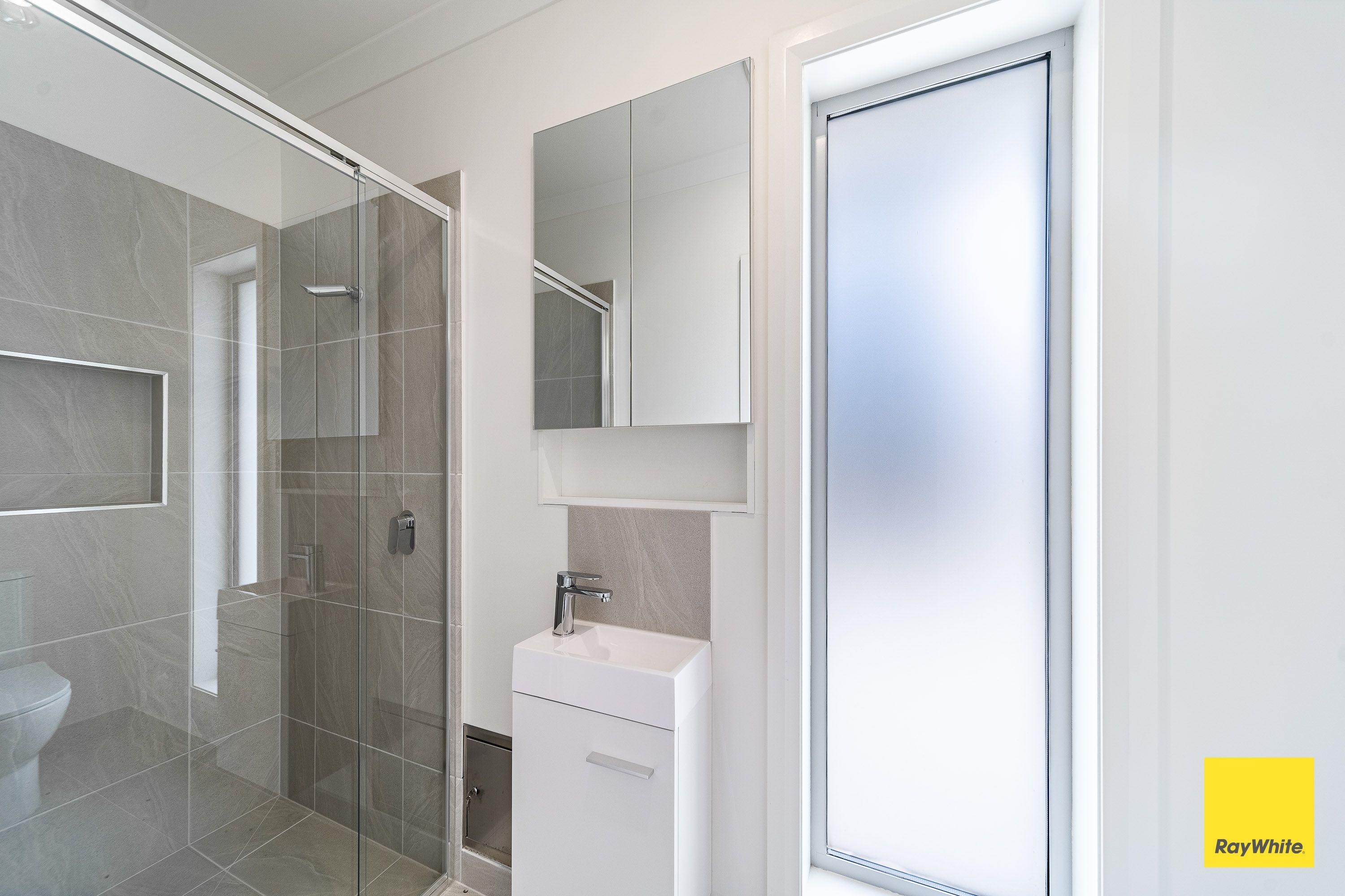 Brand New Shared House for Lease: Perfect for Nurses and Doctors!