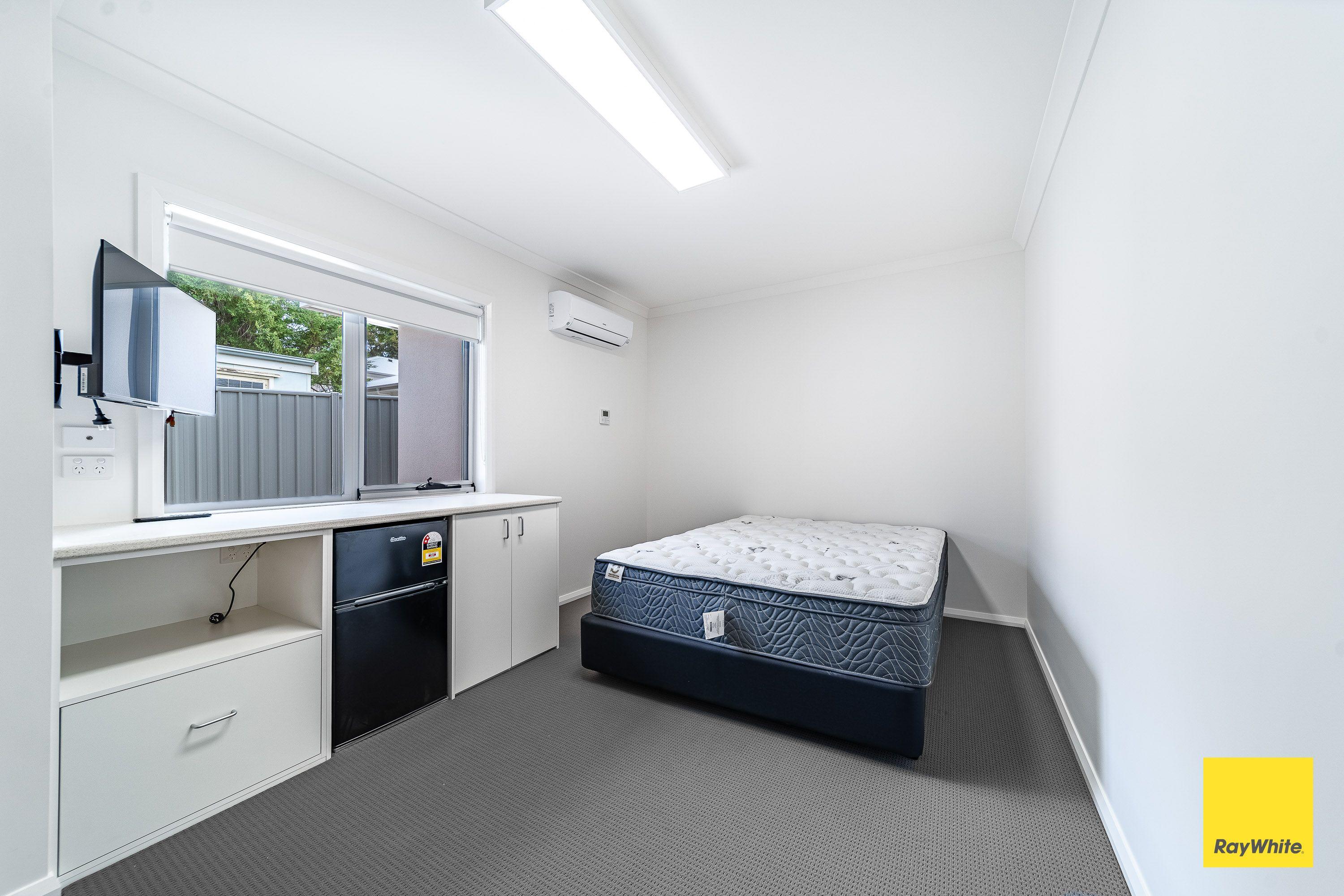 Brand New Shared House for Lease: Perfect for Nurses and Doctors!