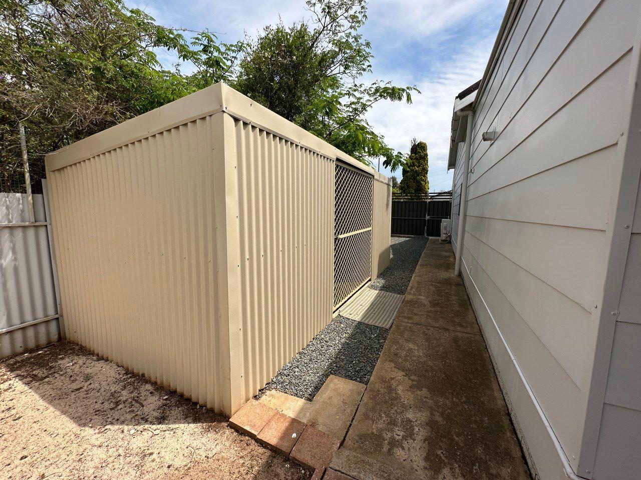 Ray White Forbes - 02 68511411