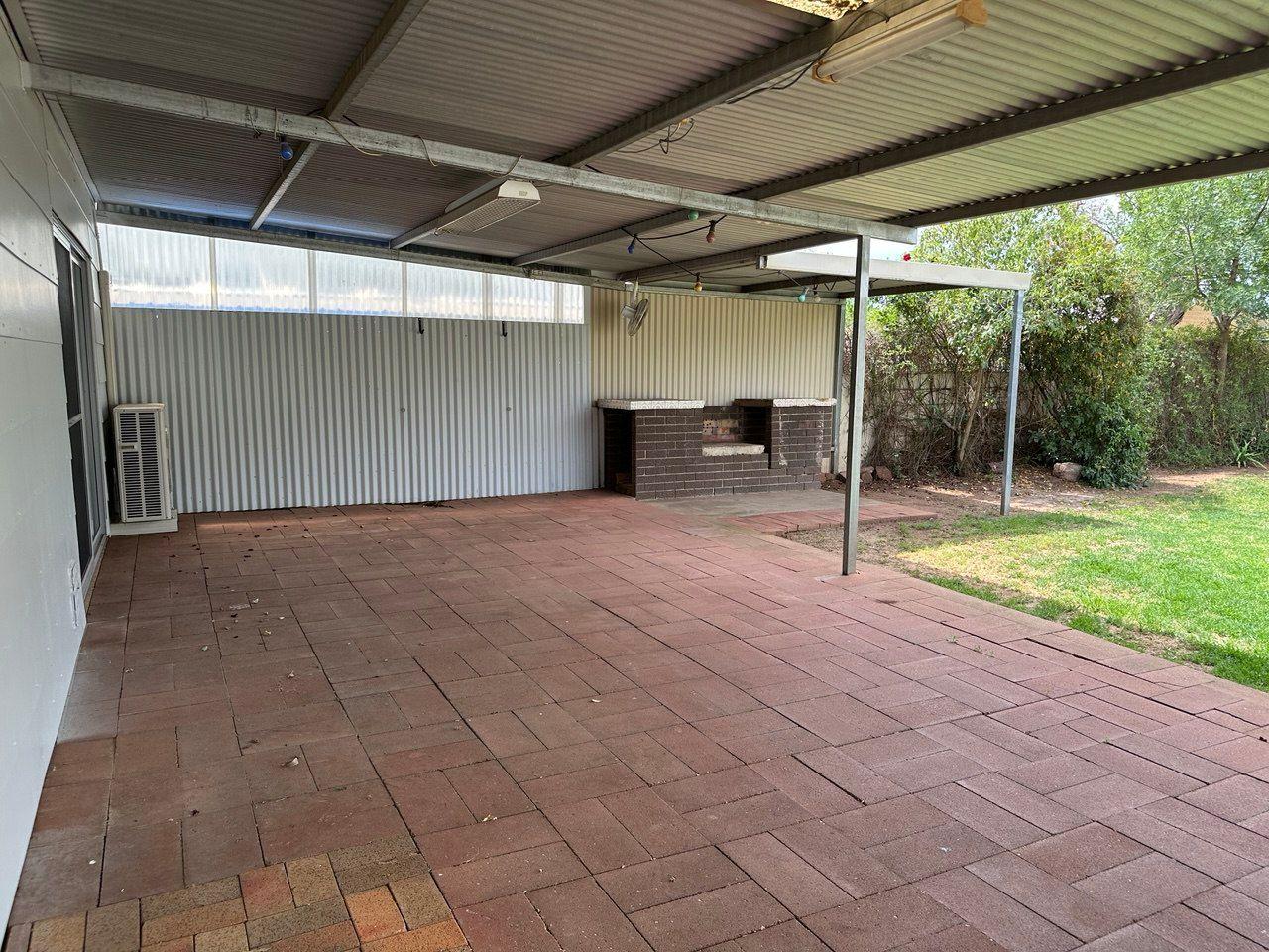 Ray White Forbes - 02 68511411