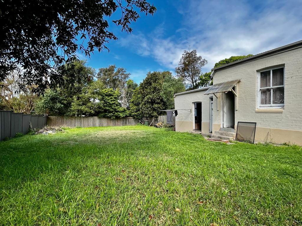 Conveniently located boarding house in the heart of Marrickville