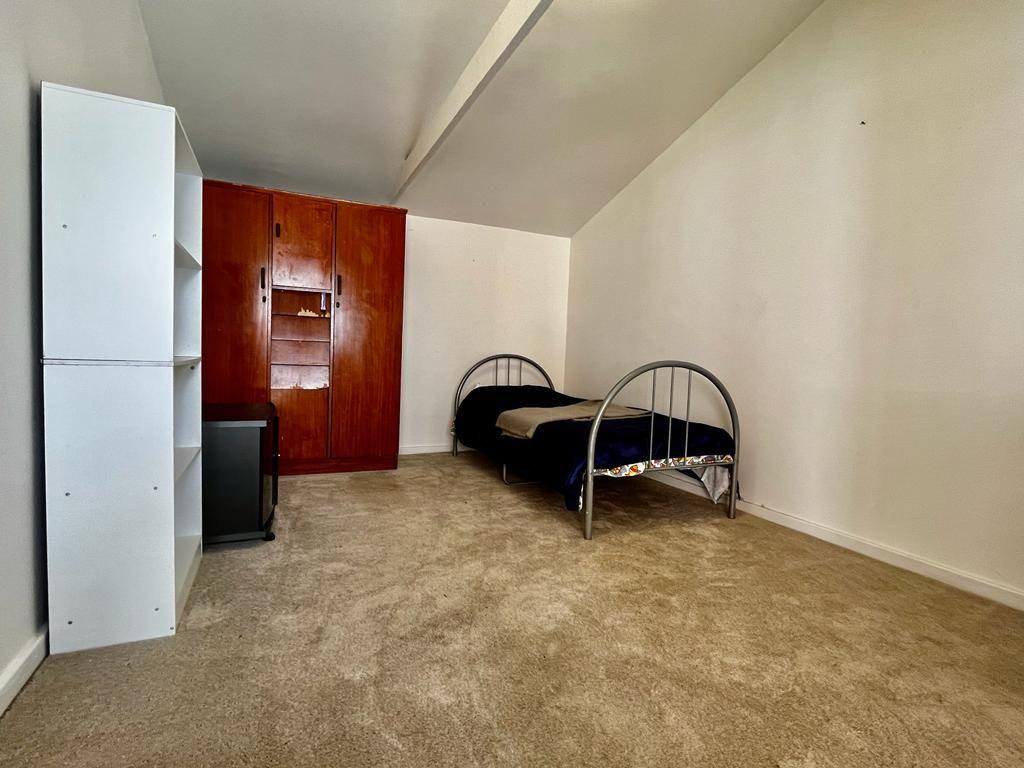 Conveniently located boarding house in the heart of Concord