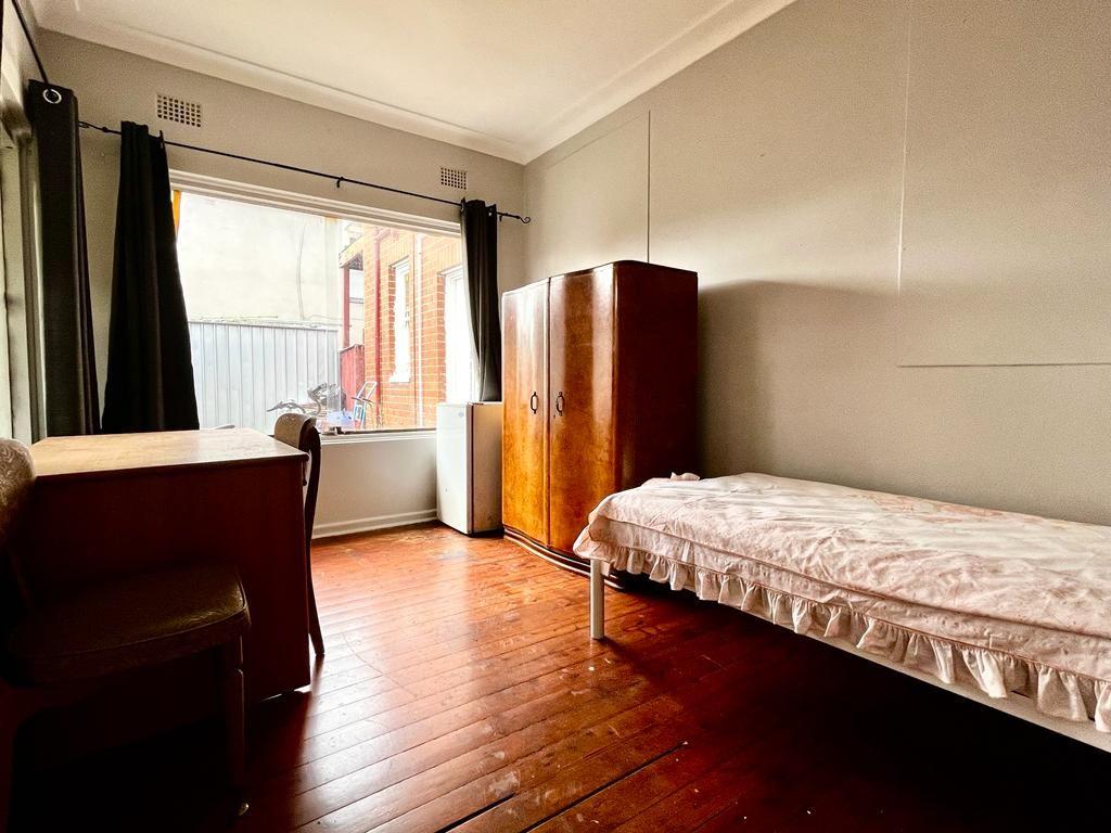 Conveniently located boarding house in the heart of Concord
