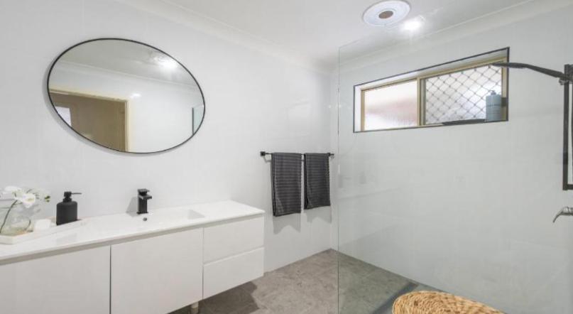 Furnished 3 Bedroom Duplex in Prime Yamba Location