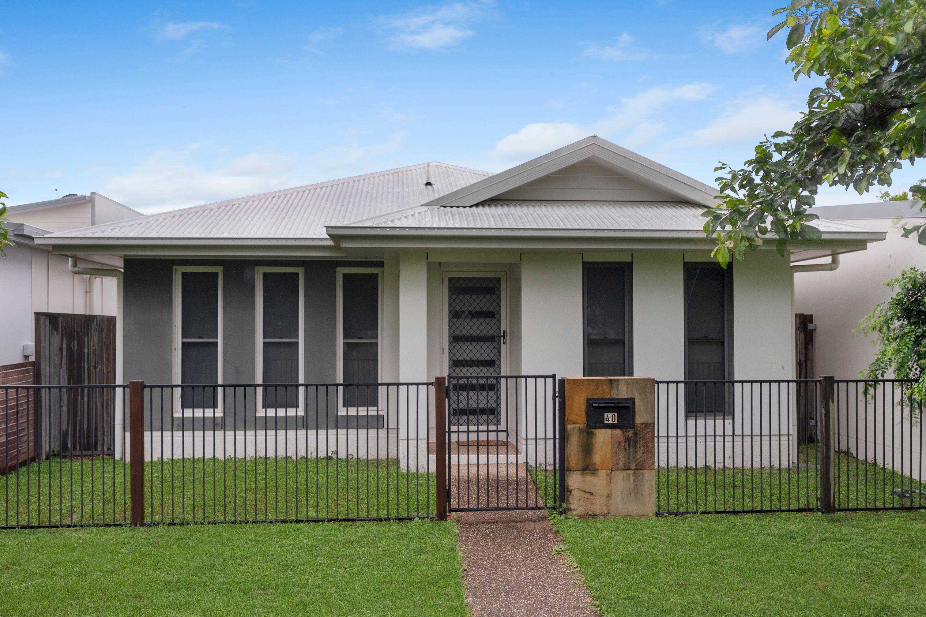 $550 per week Cosy 3-Bedroom Home Available in Sought-After Area: QLD Oonoonba, QLD 4811 House | Prop-GPT the AI-Powered Property Portal