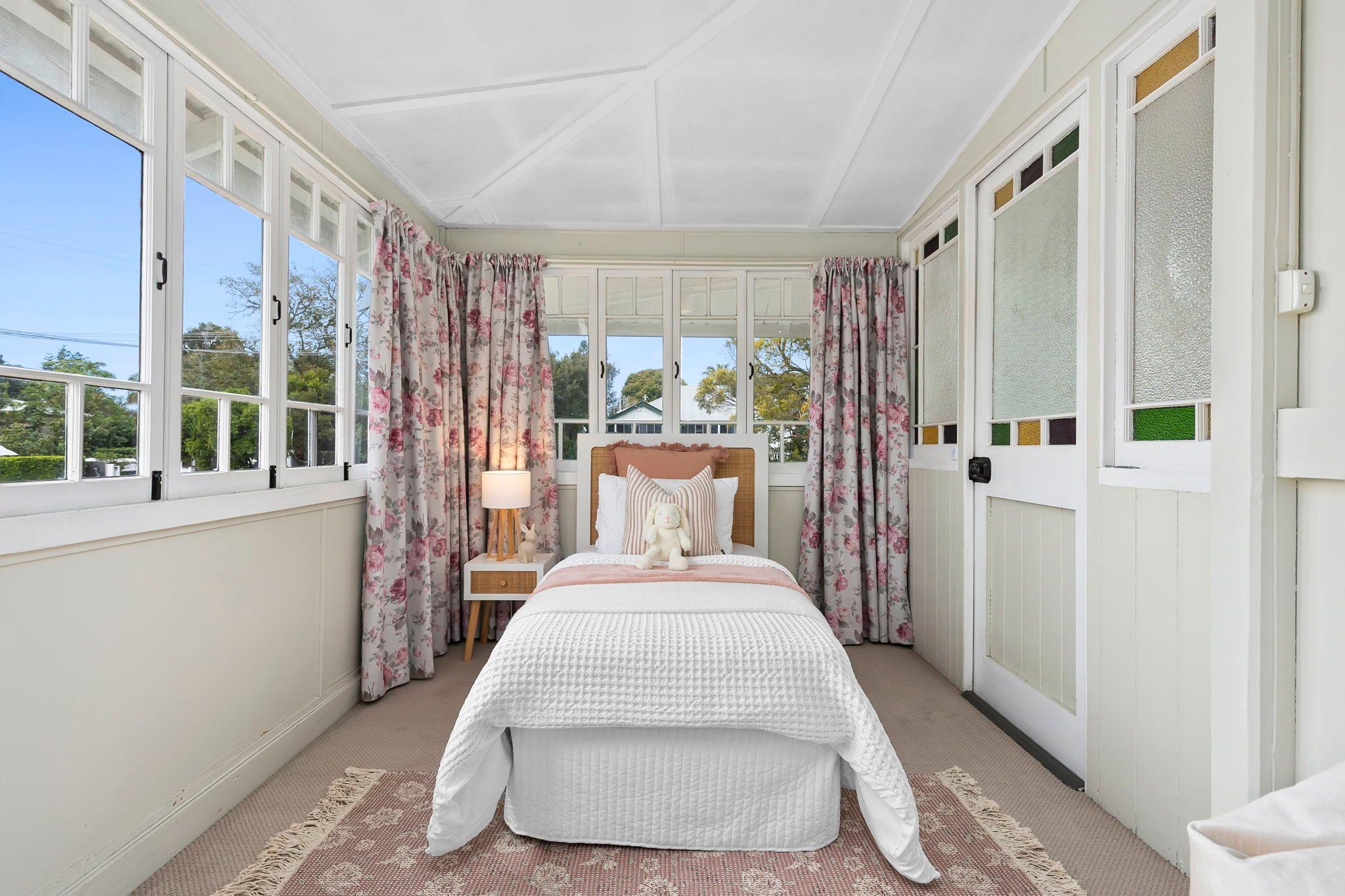 Grand Beauty Full of Character and Comfort