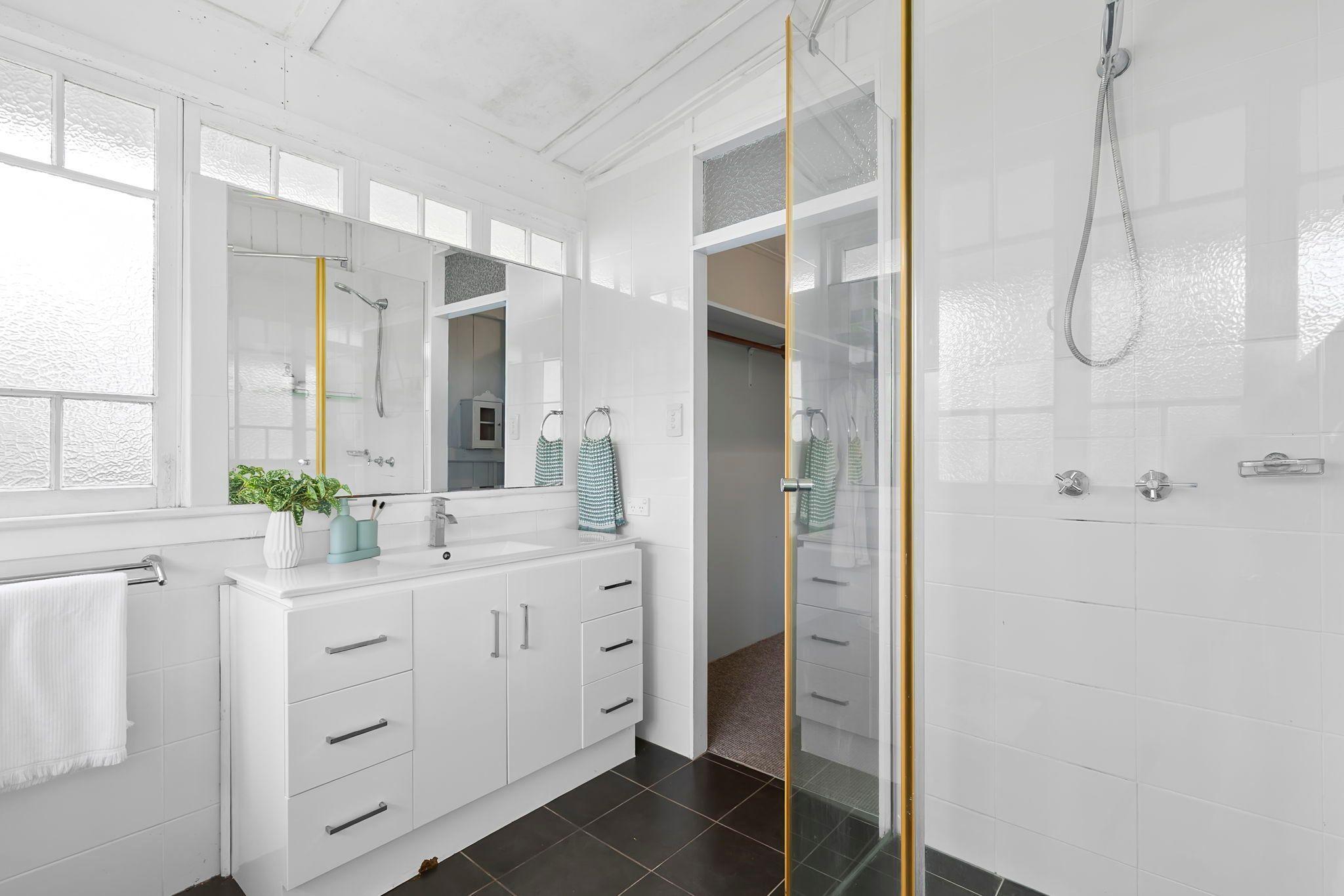 Grand Beauty Full of Character and Comfort