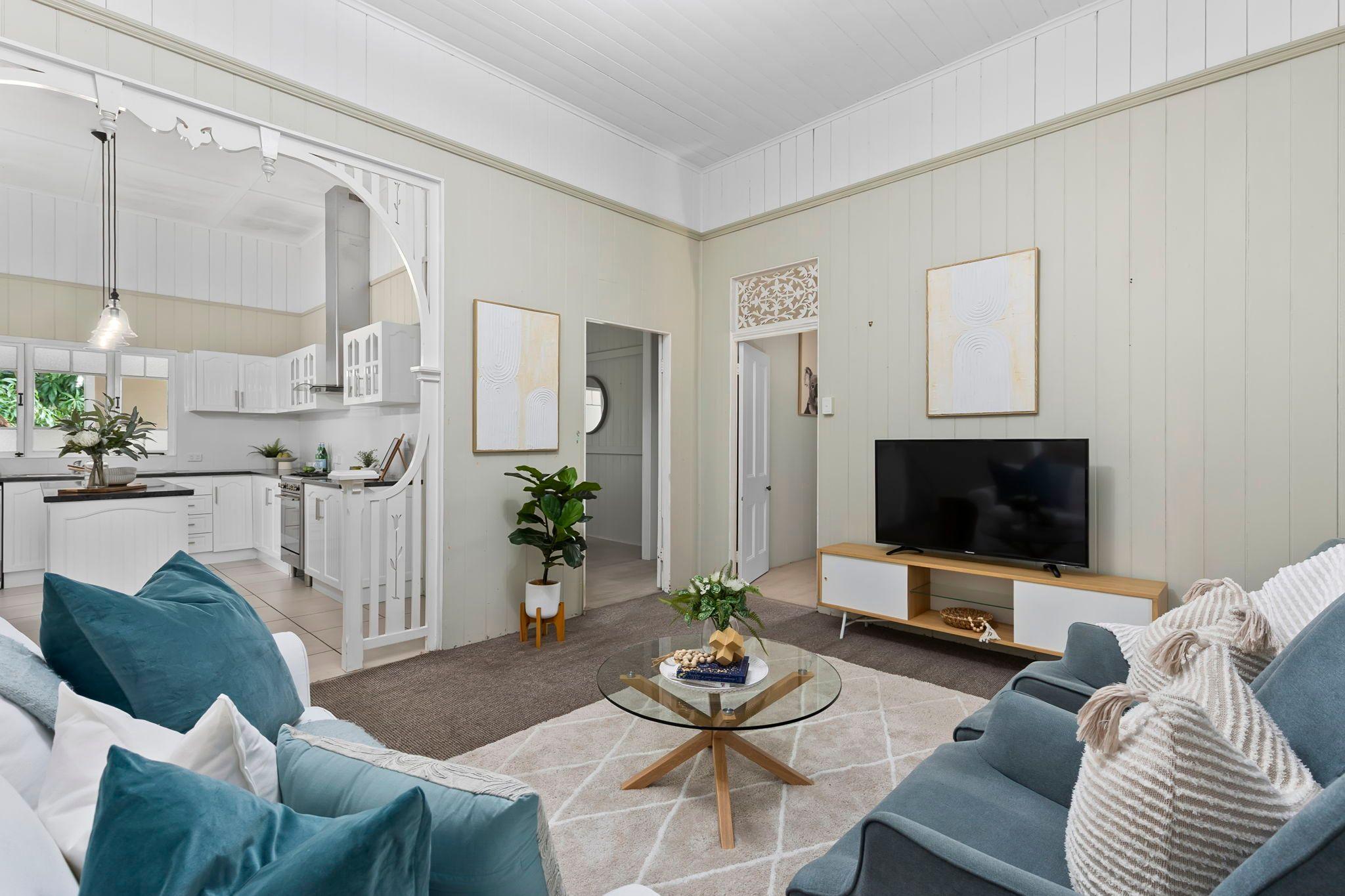 Grand Beauty Full of Character and Comfort