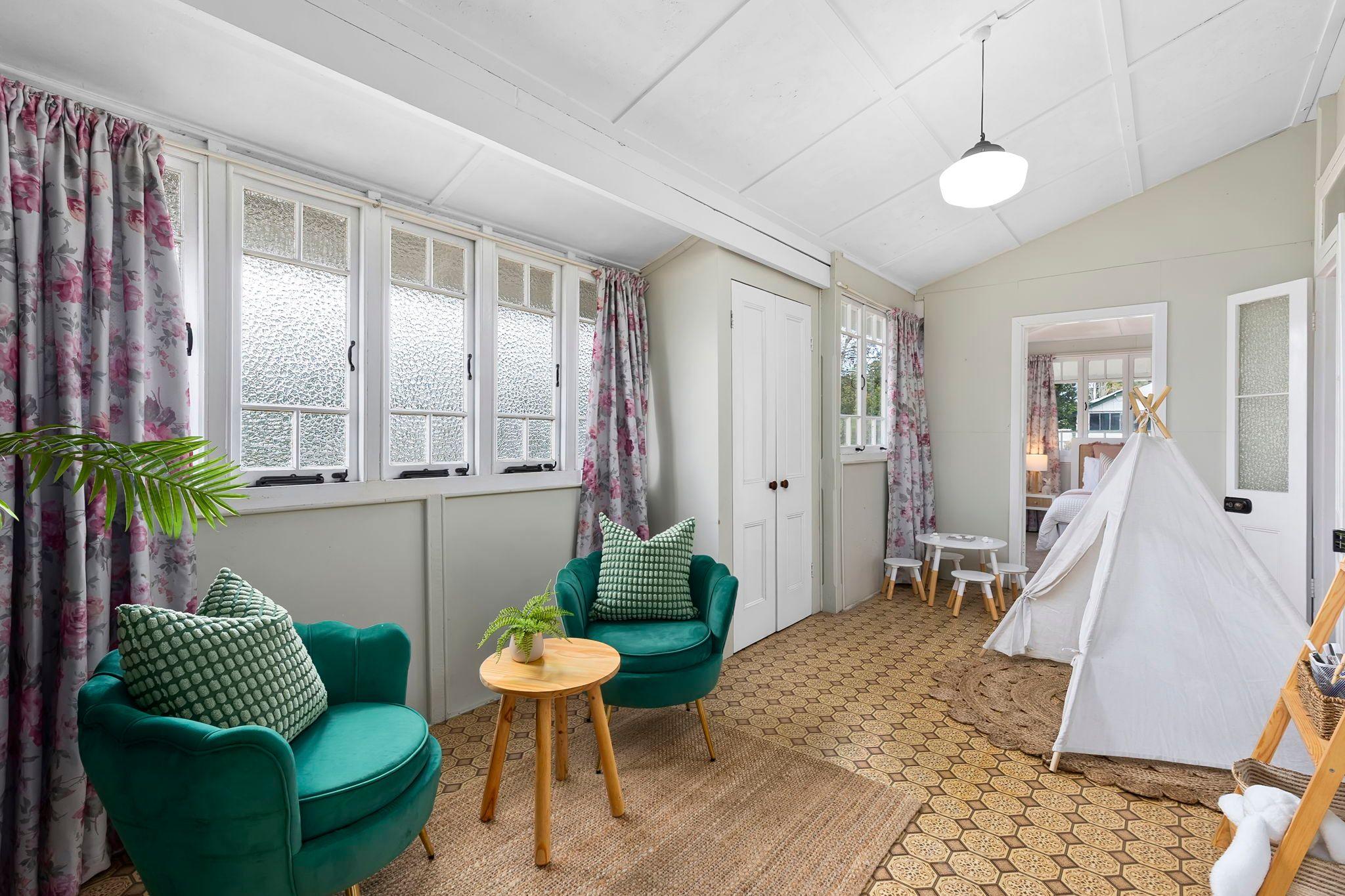 Grand Beauty Full of Character and Comfort