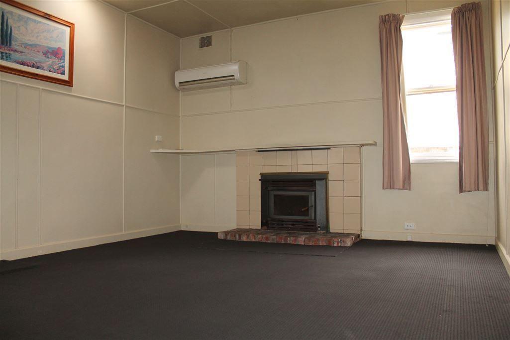 5 Williams Avenue, QUEENSTOWN, TAS 7467 - House for Rent - harcourts.net