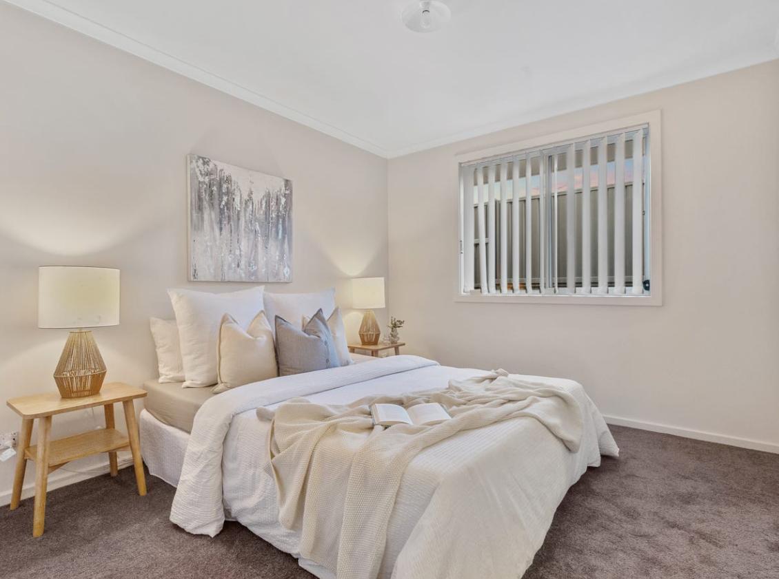 4 bedroom home available in Seaford