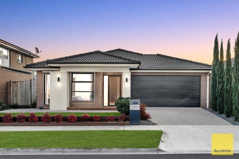 Prop-GPT: House: VIC Truganina, VIC 3029 Fresh Beginnings in a Comfortable Home