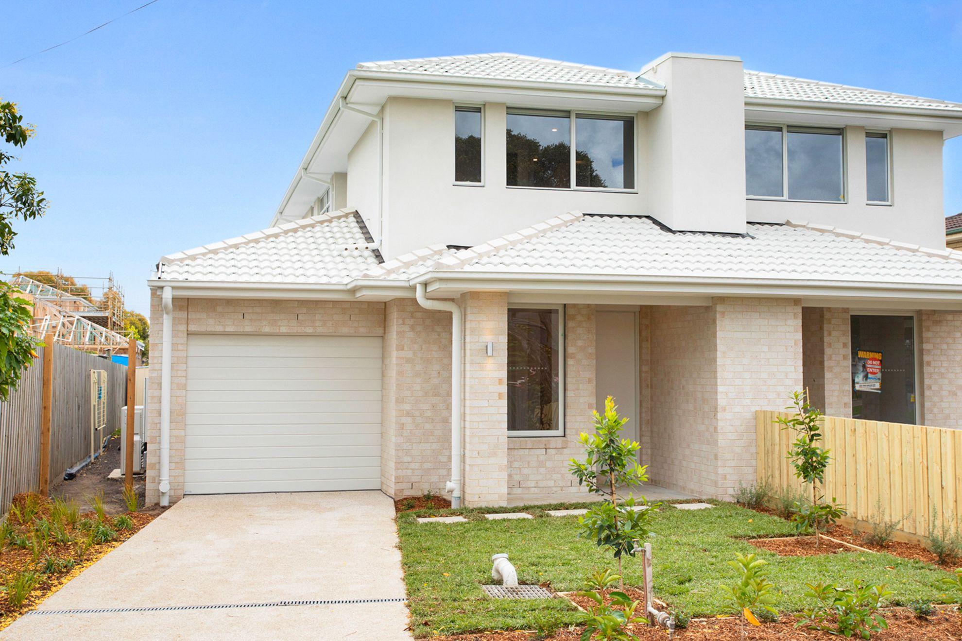 Prop-GPT: House: VIC South Kingsville, VIC 3015 STUNNING FOUR BEDROOM HOME