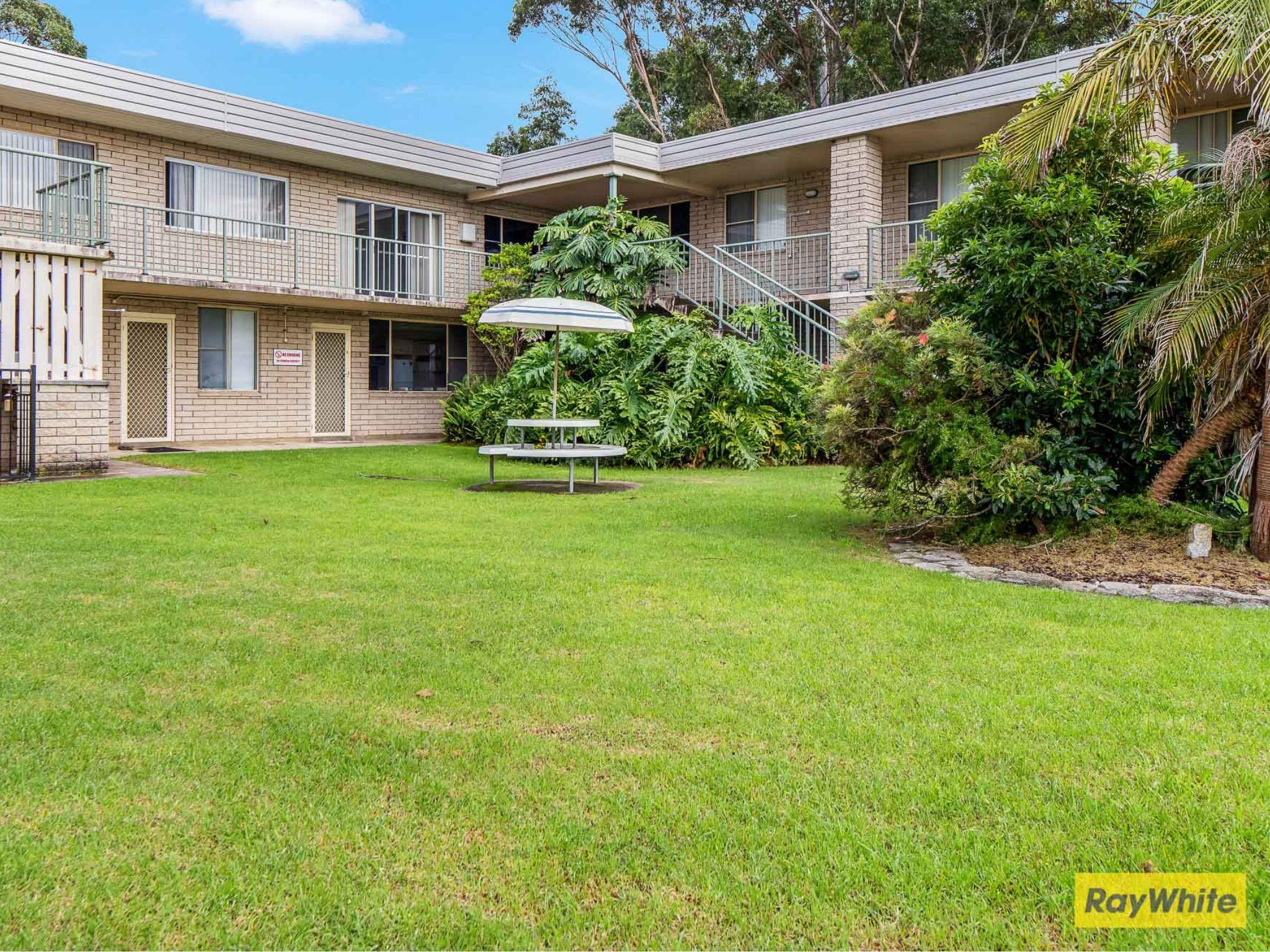 Neat Unit with Ocean Views