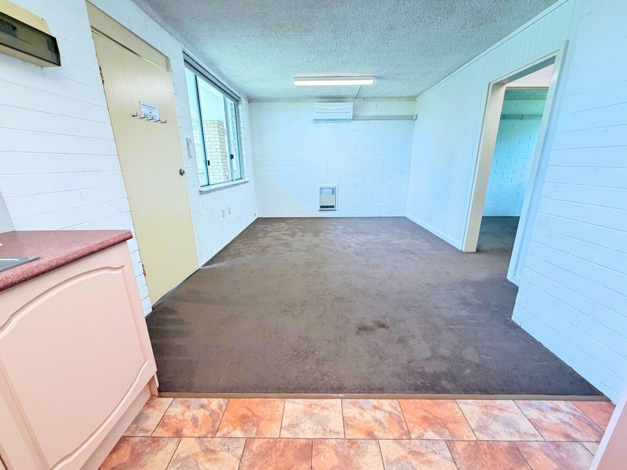 Neat Unit with Ocean Views