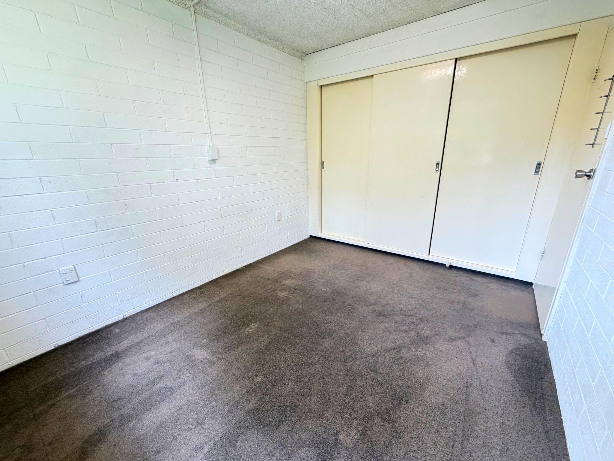 Neat Unit with Ocean Views