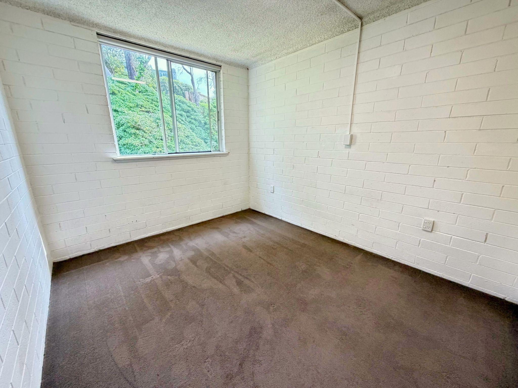 Neat Unit with Ocean Views