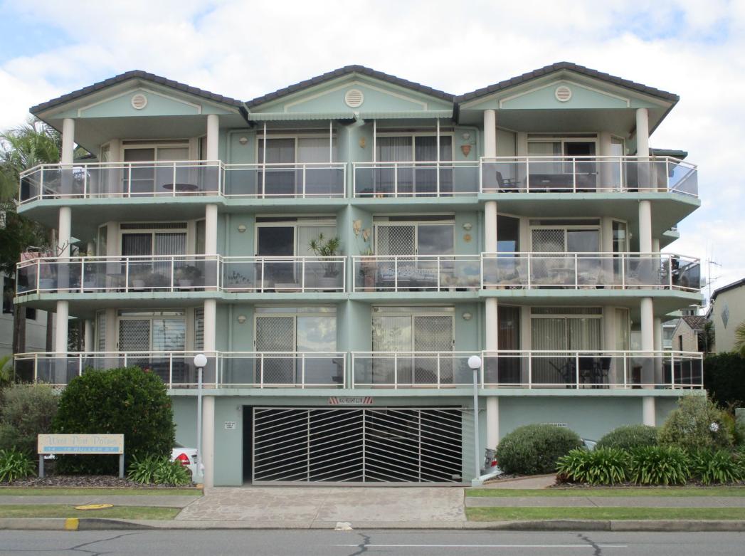 Prop-GPT: Apartment: NSW Port Macquarie, NSW 2444 Easy Living in the Heart of Port Macquarie