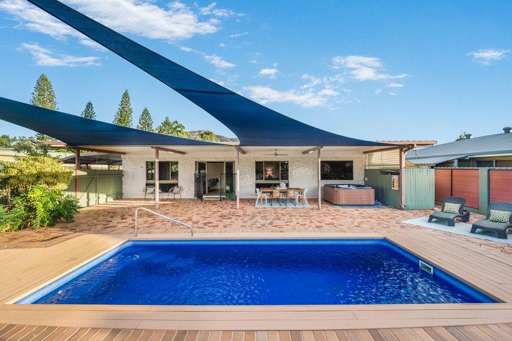 $400 Furnished Private Granny flat with Pool Access