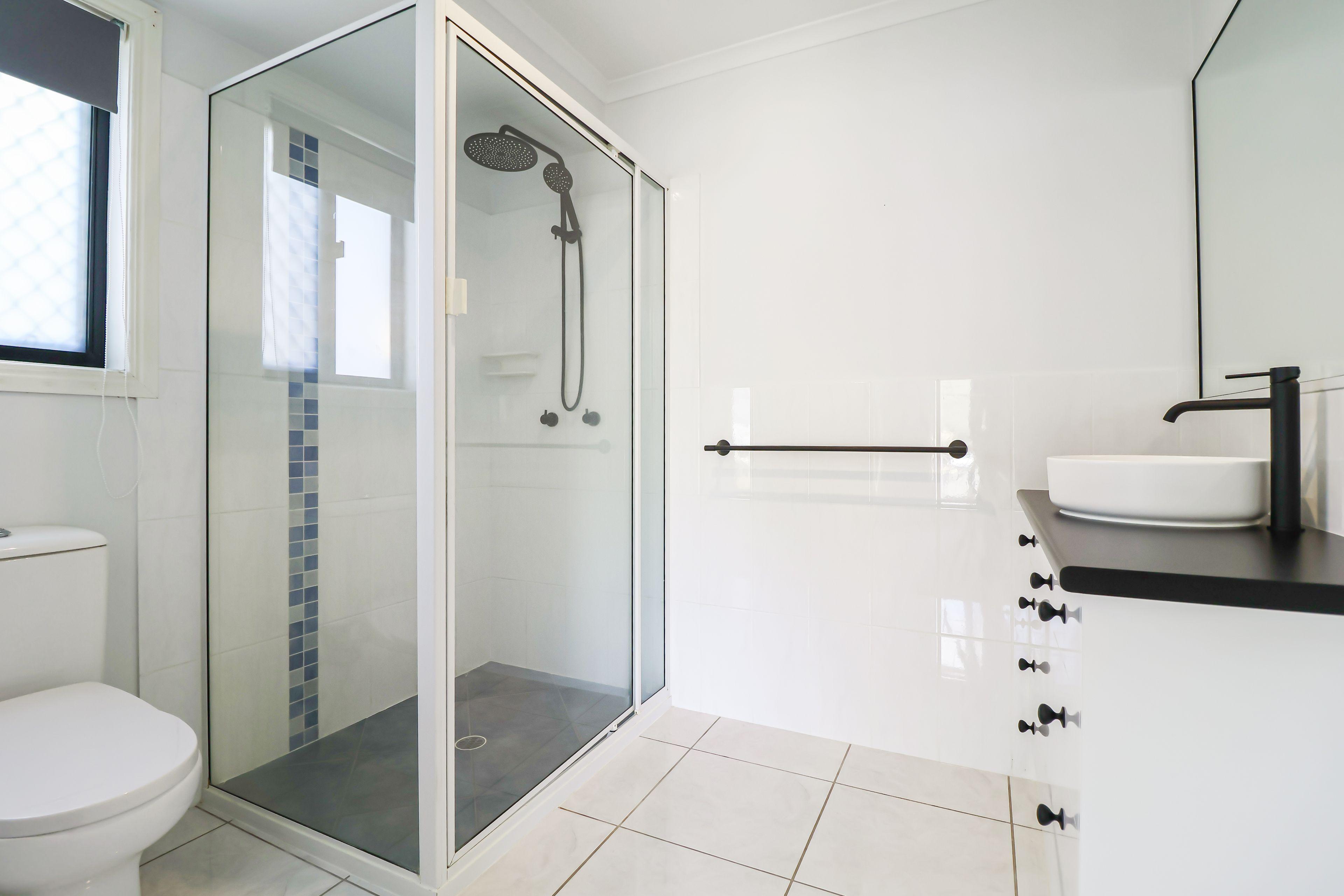 WELCOME TO 25 BAUHINIA STREET - WHERE COASTAL COMFORT MEETS EVERYDAY CONVENIENCE!