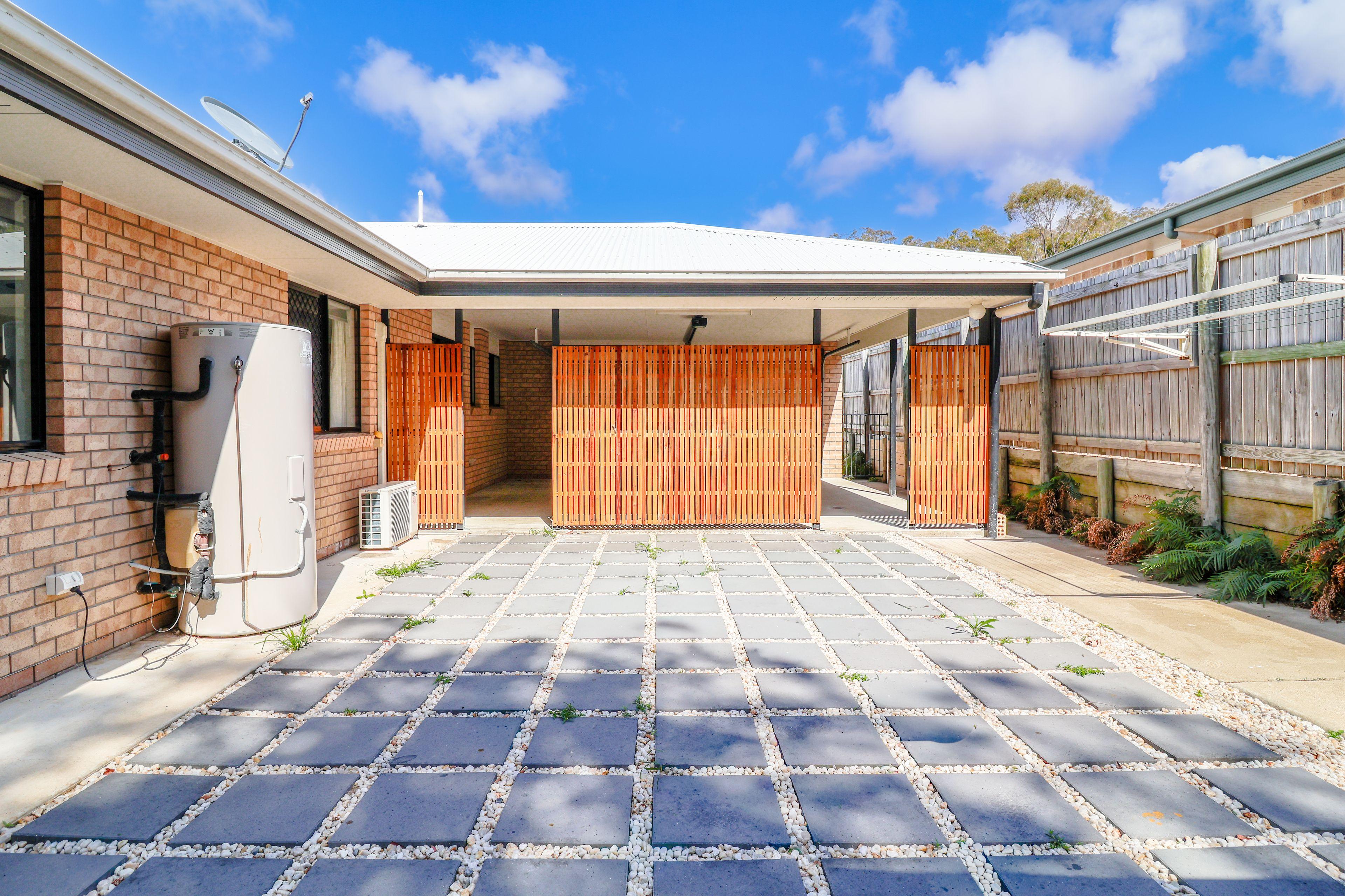 WELCOME TO 25 BAUHINIA STREET - WHERE COASTAL COMFORT MEETS EVERYDAY CONVENIENCE!