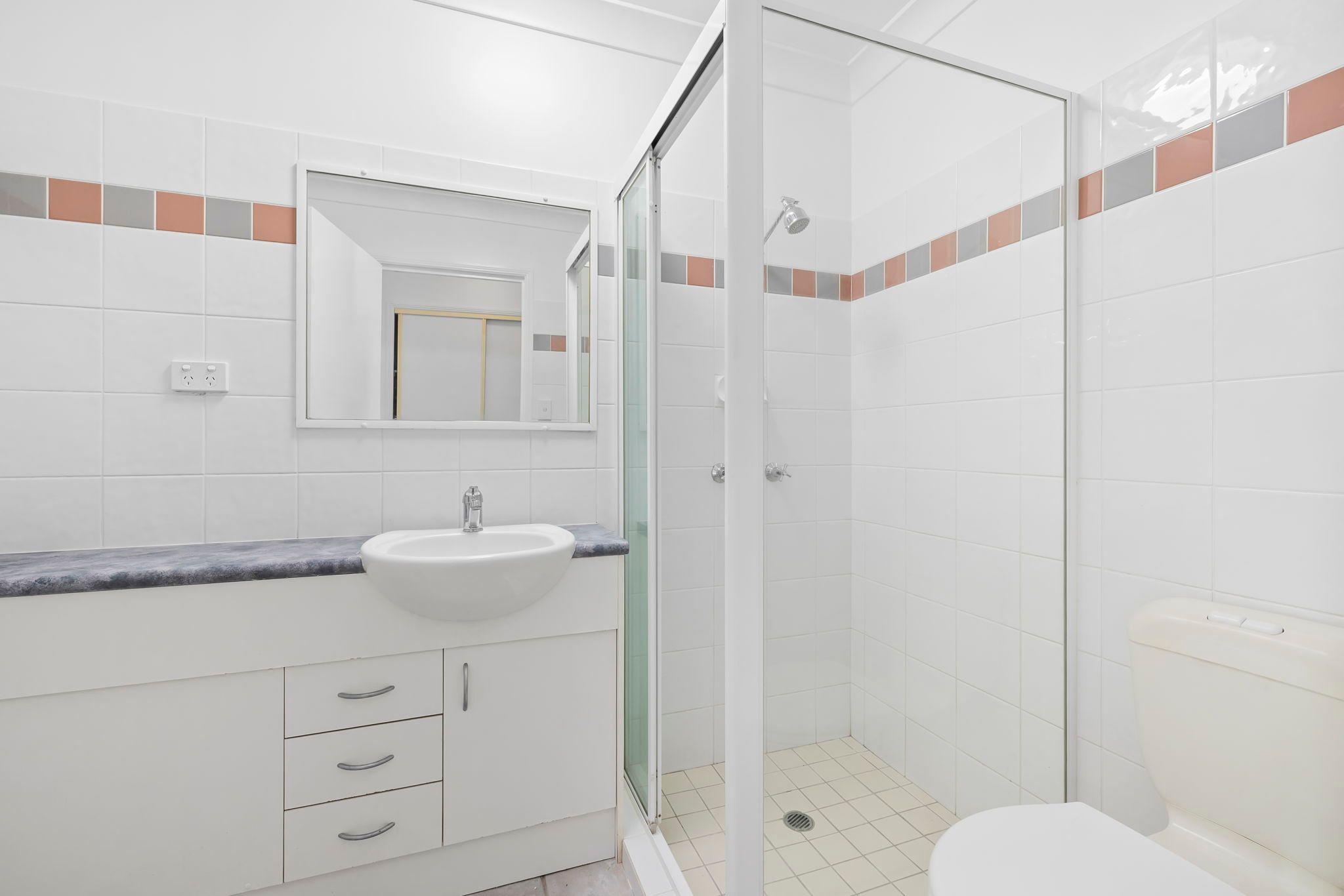 Modern Apartment in a Quiet Alderley Location