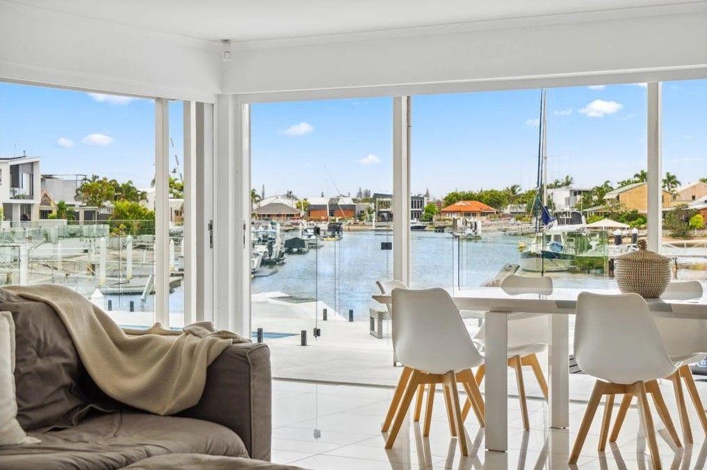 Exceptional Waterfront Residence in Prime Minyama location