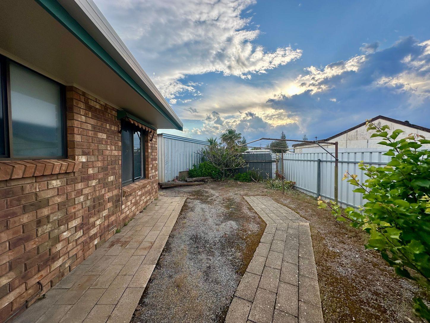 4/6 Lipson Road, TUMBY BAY, SA 5605 - House for Rent - harcourts.net